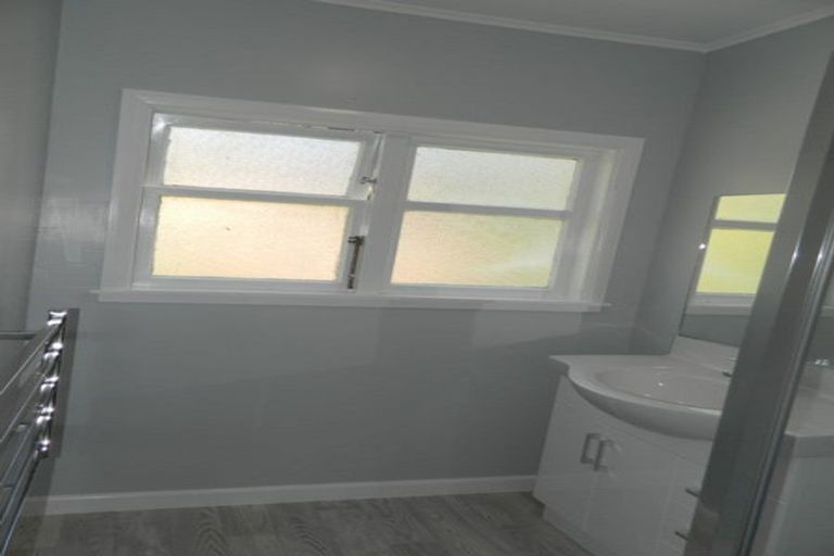 Photo of property in 37 Thornley Street, Titahi Bay, Porirua, 5022