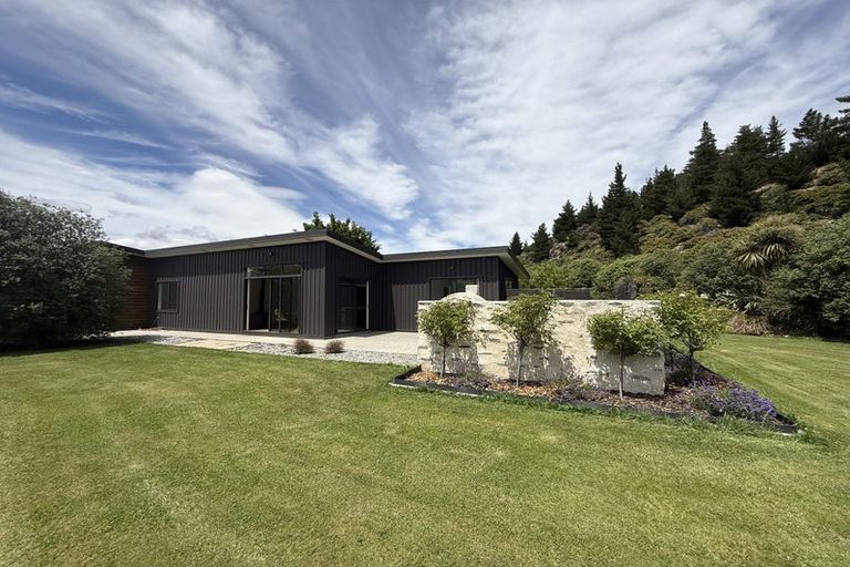 Photo of property in 2 Pisa Road, Luggate, Cromwell, 9383