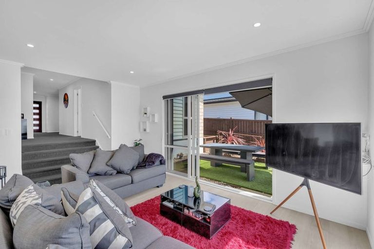 Photo of property in 16 Kiwa Crescent, Gulf Harbour, Whangaparaoa, 0930