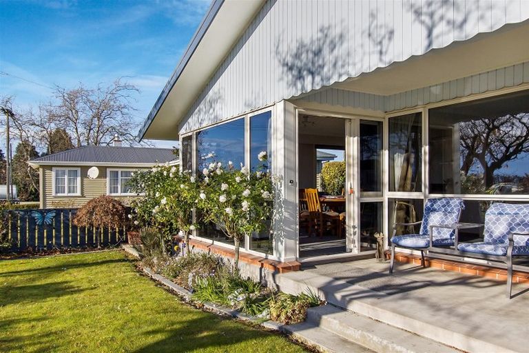Photo of property in 24 Rugby Street, Waimate, 7924