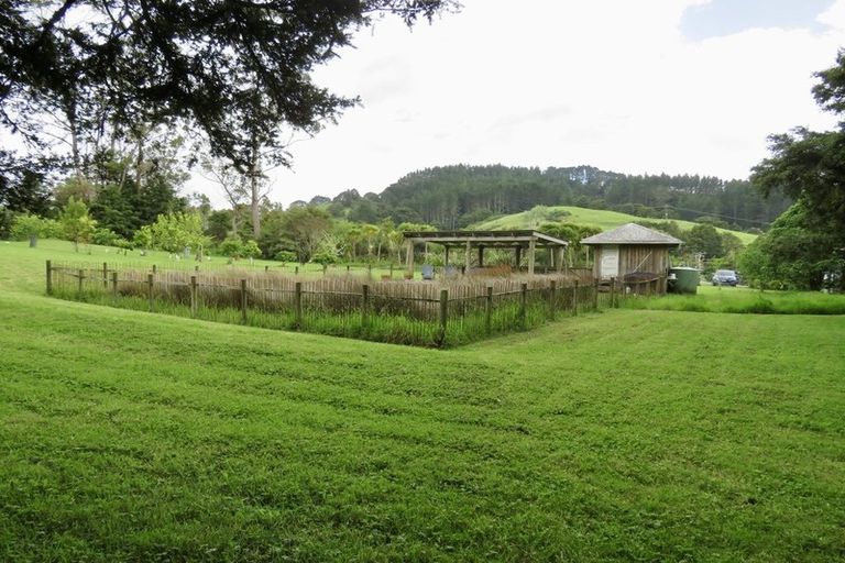 Photo of property in 504b Wairere Road, Maungaturoto, 0571