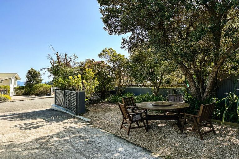 Photo of property in 26 Cornwall Place, Tata Beach, Takaka, 7183