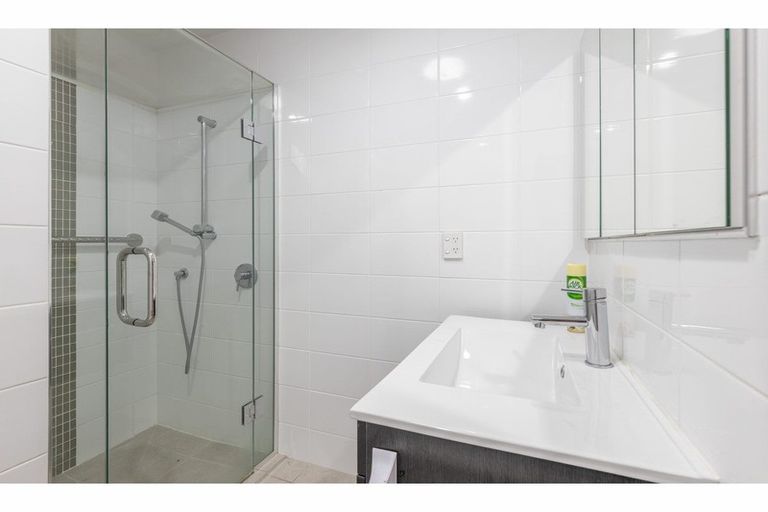 Photo of property in 29 Saltaire Street, North New Brighton, Christchurch, 8083