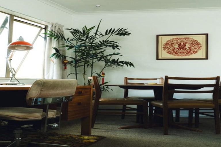 Photo of property in 25 Loughanure Place, Massey, Auckland, 0614