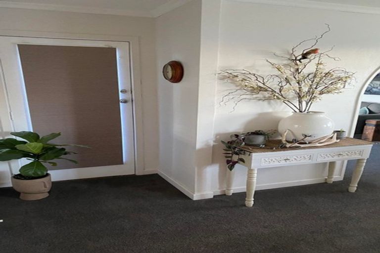 Photo of property in 128 Derwent Crescent, Glengarry, Invercargill, 9810