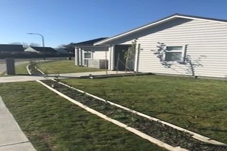 Photo of property in 52 Noumea Drive, Rangatira Park, Taupo, 3330
