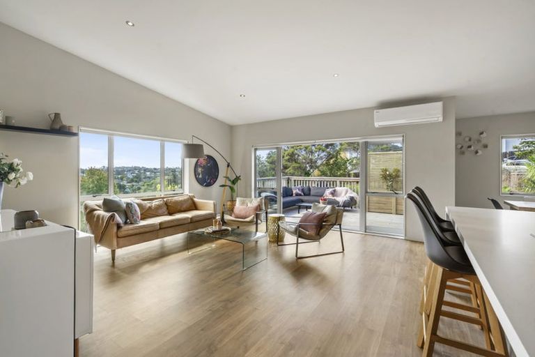 Photo of property in 141a Arran Road, Browns Bay, Auckland, 0630