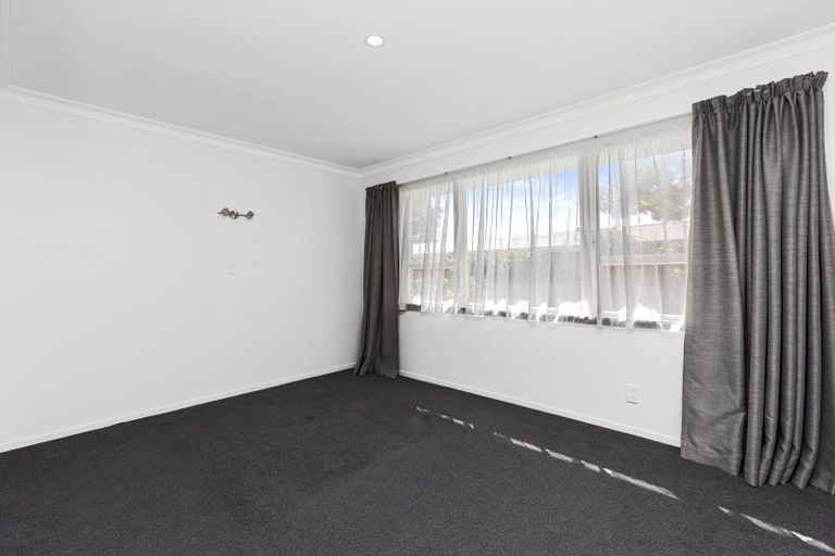 Photo of property in 4 Linklater Avenue, Bellevue, Tauranga, 3110