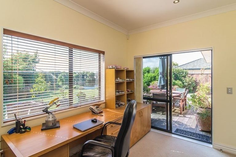 Photo of property in 93 Regent Drive, Paraparaumu Beach, Paraparaumu, 5032