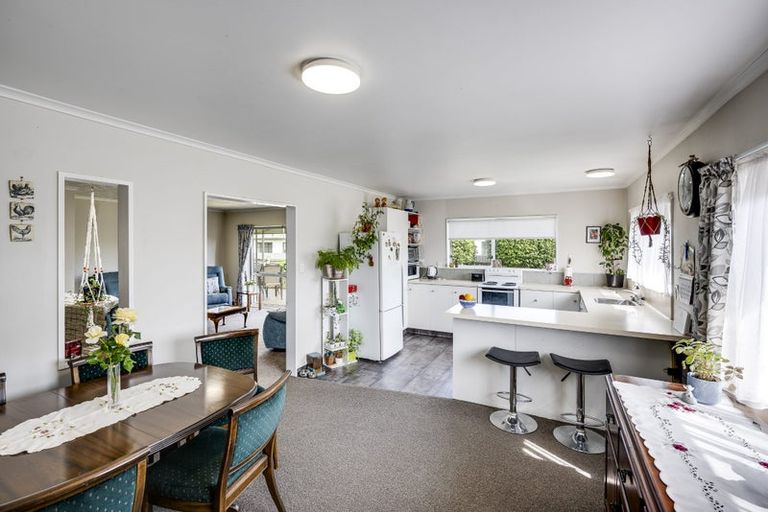 Photo of property in 1/2 Spriggs Crescent, Greenmeadows, Napier, 4112