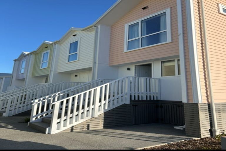 Photo of property in 37 Beresford Street, Takaro, Palmerston North, 4410