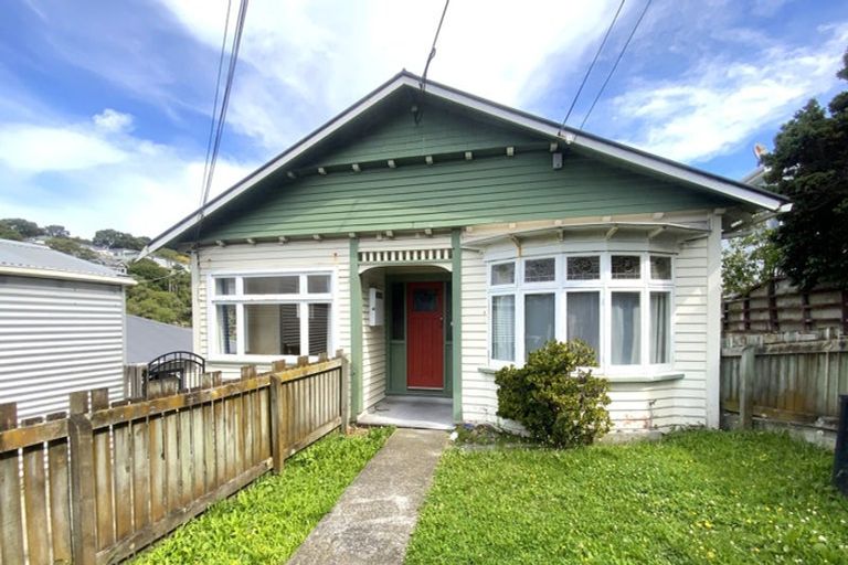 Photo of property in 9 Akatea Street, Berhampore, Wellington, 6023