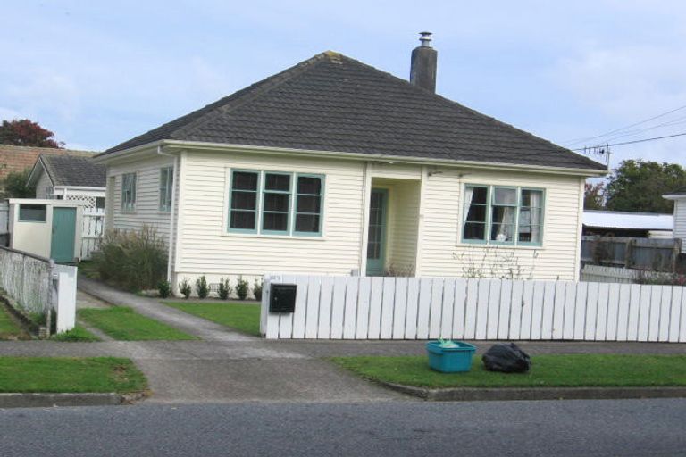 Photo of property in 2/51 Brasell Street, Fairfield, Lower Hutt, 5011