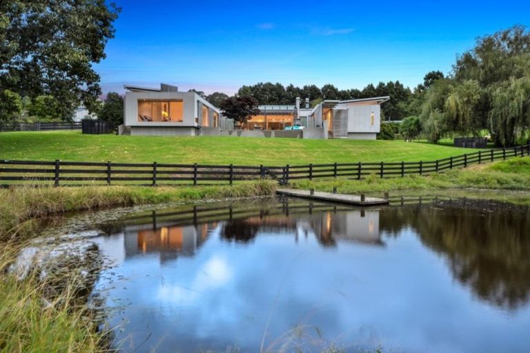 Photo of property in 47 Hardens Lane, Paremoremo, Auckland, 0632