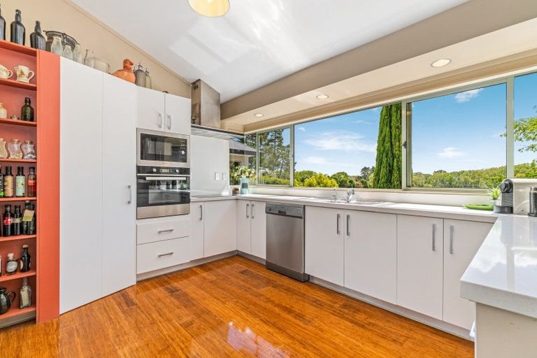 Photo of property in 31 Church Road, Ardmore, Papakura, 2582