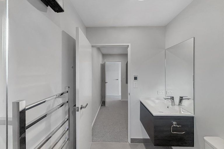 Photo of property in 2/58 Elizabeth Street, Riccarton, Christchurch, 8041