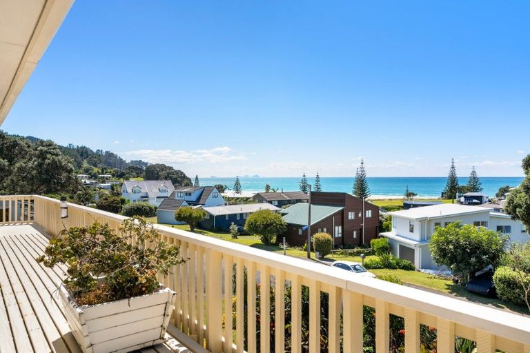 Photo of property in 101 Titiro Place, Onemana, Whangamata, 3691
