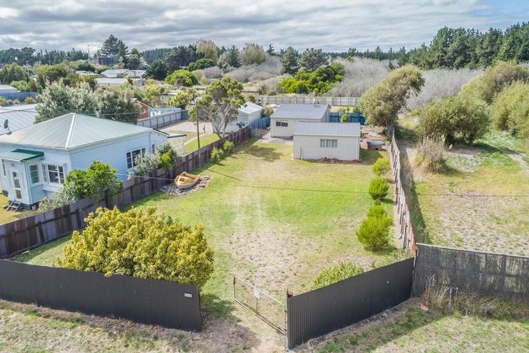Photo of property in 15 Barling Street, Himatangi Beach, Foxton, 4891