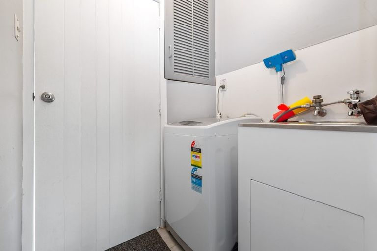 Photo of property in 93 Clayton Road, Mangakakahi, Rotorua, 3015