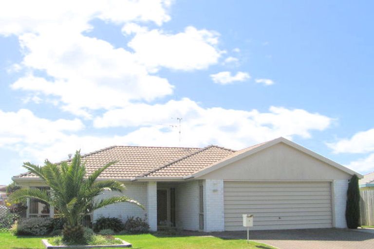 Photo of property in 9 Luculia Drive, Mount Maunganui, 3116