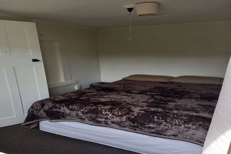 Photo of property in 3 Fitzroy Road, Bluff Hill, Napier, 4110