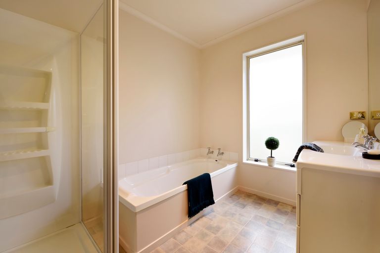 Photo of property in 11 Monro Place, Richmond, 7020