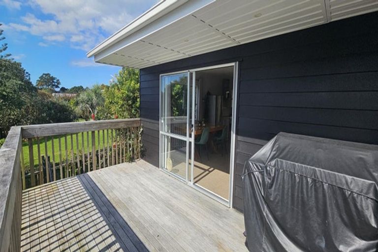 Photo of property in 17b Scott Road, Stanmore Bay, Whangaparaoa, 0932