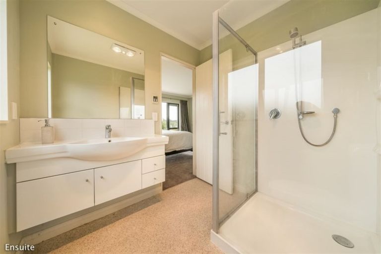 Photo of property in 32c Kaitoke Loop, Kaitoke, Upper Hutt, 5018