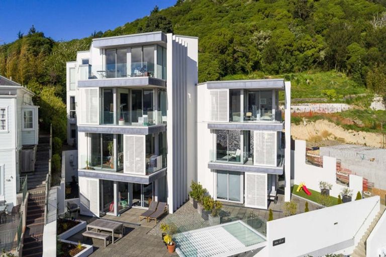 Photo of property in Alto Apartments, 2a/22 Telford Terrace, Oriental Bay, Wellington, 6011