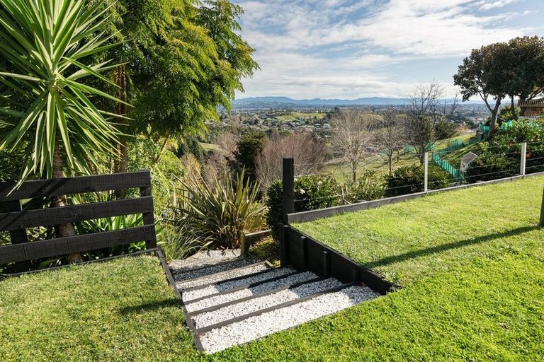 Photo of property in 112 Waikite Road, Welcome Bay, Tauranga, 3175