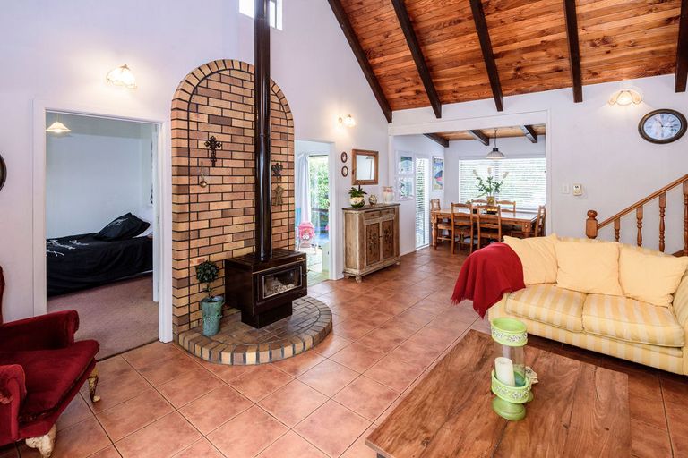 Photo of property in 36 Carnoustie Drive, Wattle Downs, Auckland, 2103