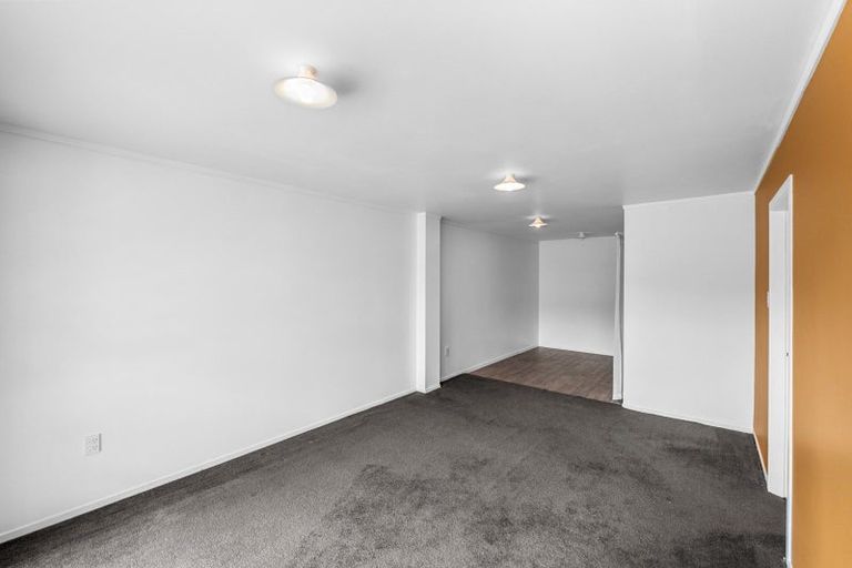 Photo of property in 96 Resolution Road, Welcome Bay, Tauranga, 3112