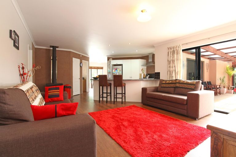 Photo of property in 25 Kauri Lane, Huntly, 3771