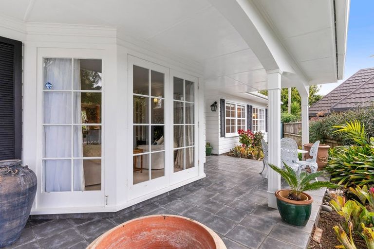 Photo of property in 6 Adonis Place, Half Moon Bay, Auckland, 2012