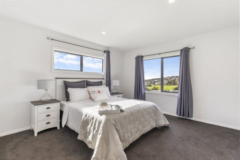 Photo of property in 8 Southill Way, Pyes Pa, Tauranga, 3112