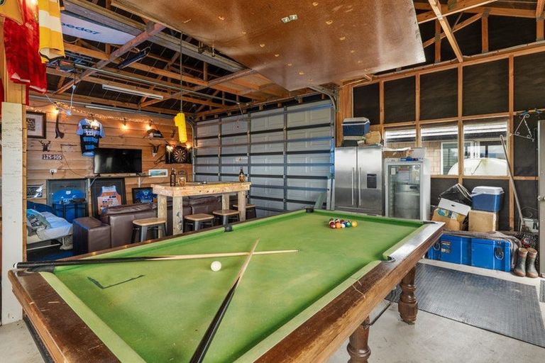 Photo of property in 64 Darlington Street, Ngatea, 3503