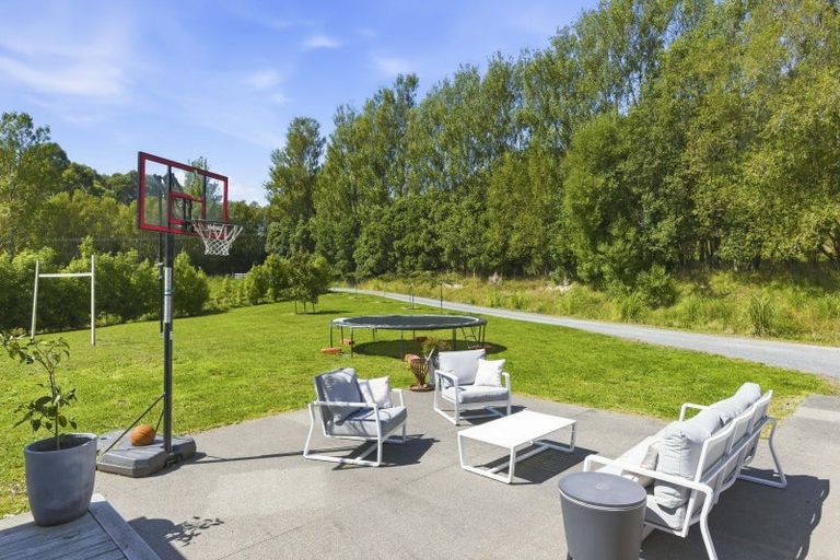 Photo of property in 6 Hadfield Road, Peka Peka, Waikanae, 5391