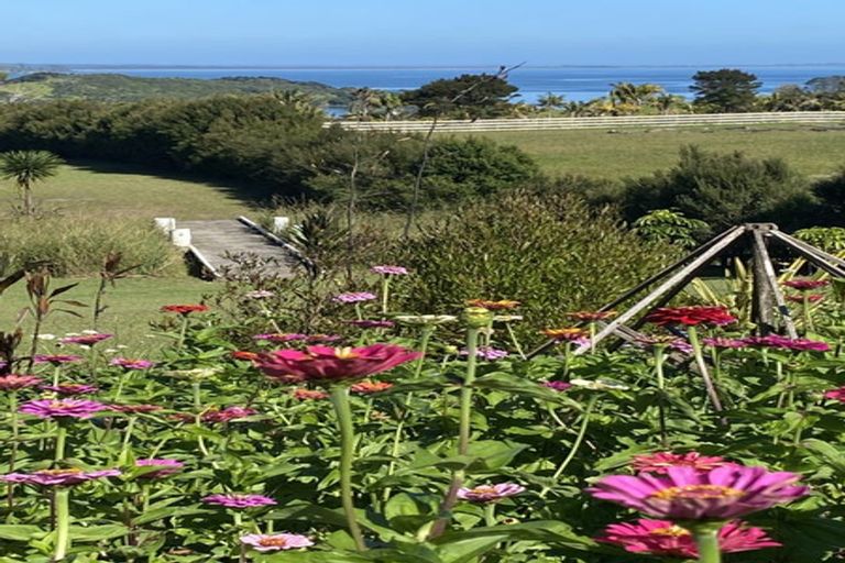 Photo of property in 15 Wrathall Road, Mangonui, 0420