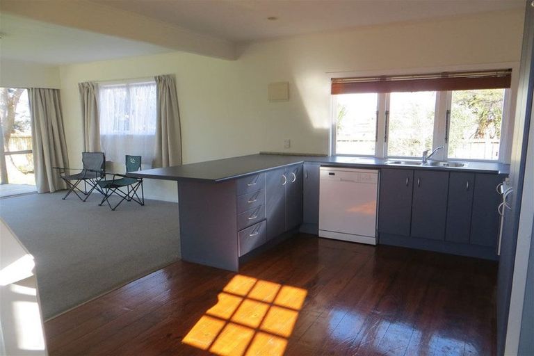 Photo of property in 43 Pearson Street, Mangawhai, 0505