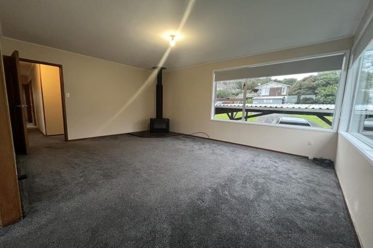 Photo of property in 4 Kilcar Place, Massey, Auckland, 0614