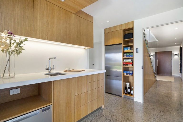 Photo of property in 38 Rita Way, Omaha, 0986