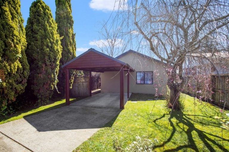 Photo of property in 12 Tralee Place, Hillcrest, Hamilton, 3216
