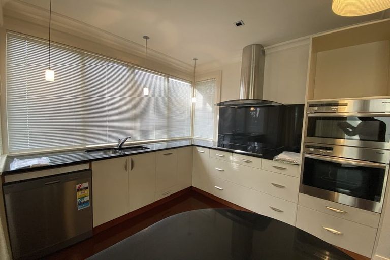 Photo of property in 117 Seatoun Heights Road, Miramar, Wellington, 6022