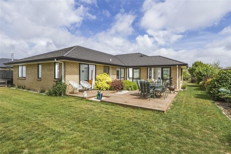 Photo of property in 13 Wanderers Avenue, Brightwater, 7022