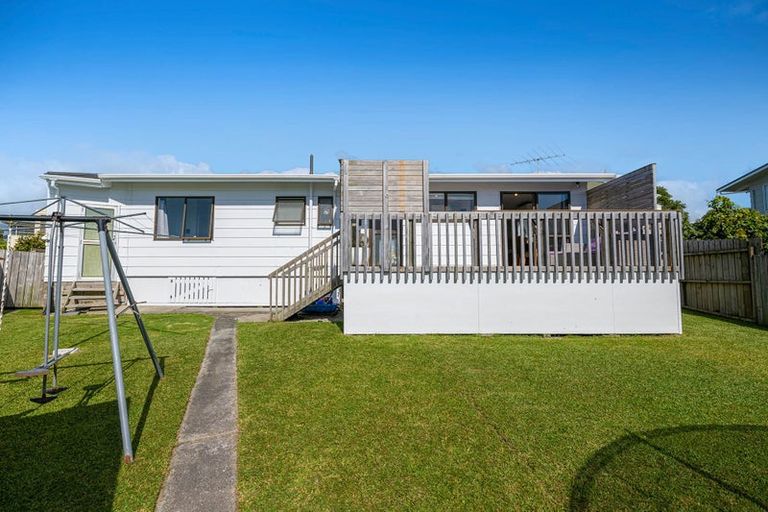 Photo of property in 36 Kawau View Road, Snells Beach, 0920