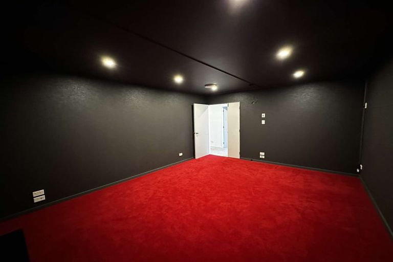 Photo of property in 165 Townsend Road, Miramar, Wellington, 6022