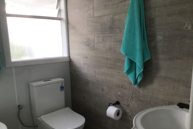 Photo of property in 40 Thomas Crescent, Western Heights, Rotorua, 3015