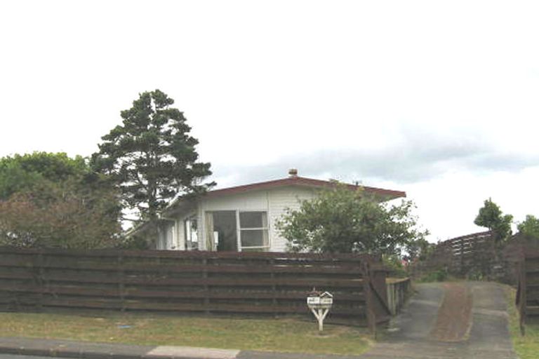 Photo of property in 61 Juniper Road, Sunnynook, Auckland, 0620