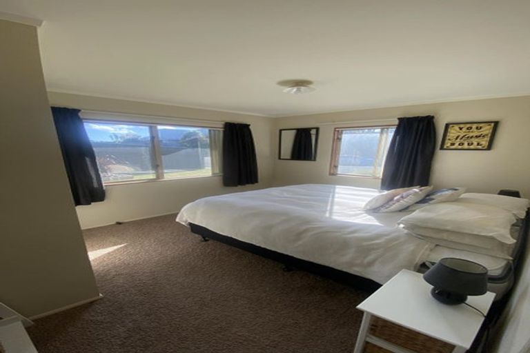 Photo of property in 32 Campion Road, Waikanae Beach, Waikanae, 5036