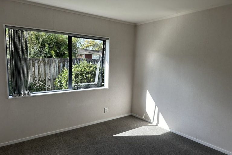 Photo of property in 20b West Coast Road, Glen Eden, Auckland, 0602
